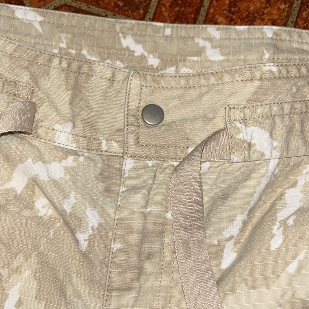 Nike Drawstring Capris - Picture 3 of 5